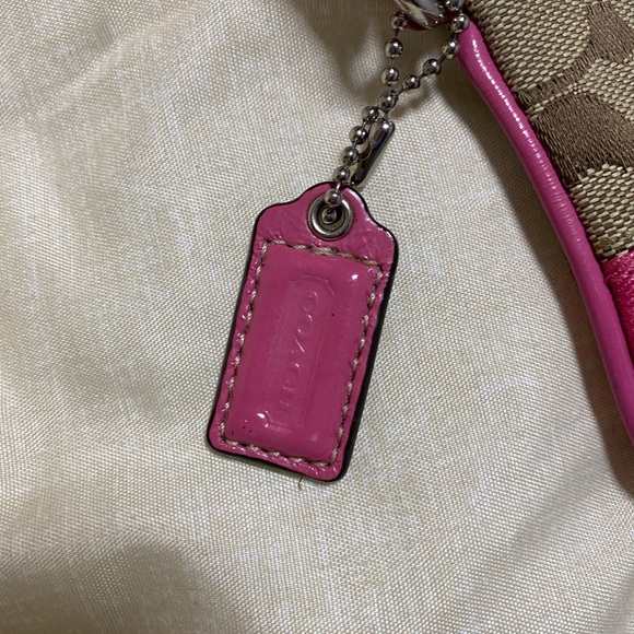 Coach Signature Wristlet Brown/Pink - Picture 4 of 9
